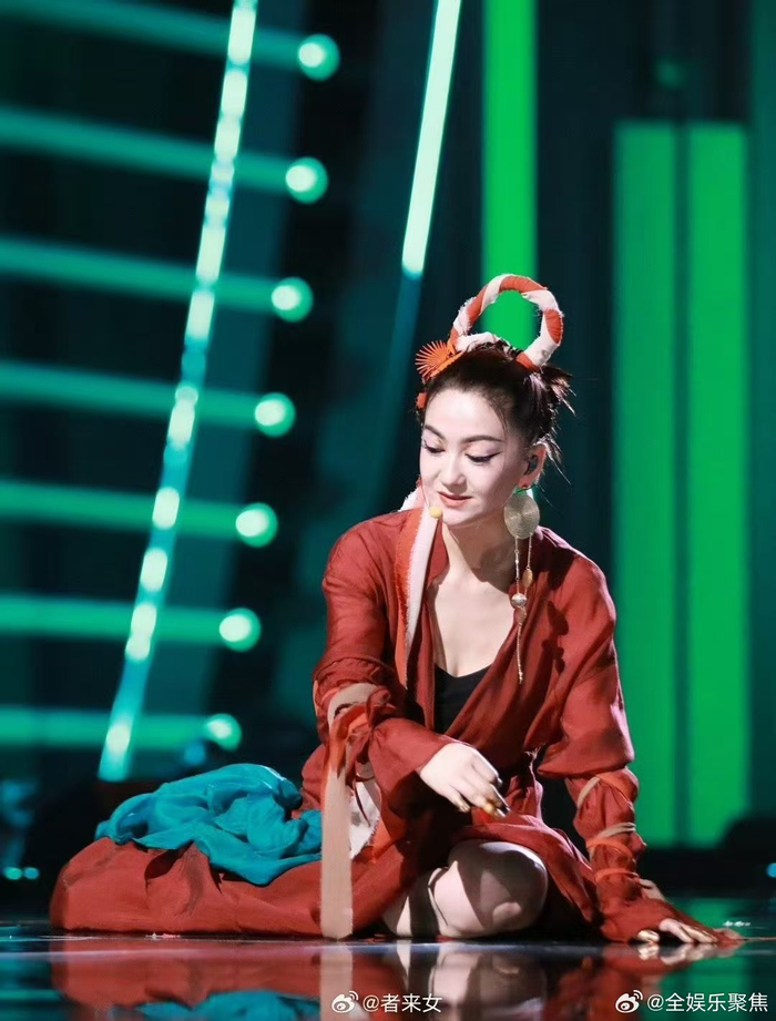 必赢体育app下载-乘风2026选手者来女暂别舞台|光芒_新浪体育_新浪新闻